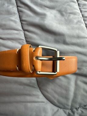 H&M Women's Premium Leather Belt, Silver Detail. MEDIUM